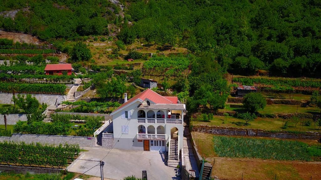 فيربازار Country House Djurisic المظهر الخارجي الصورة
